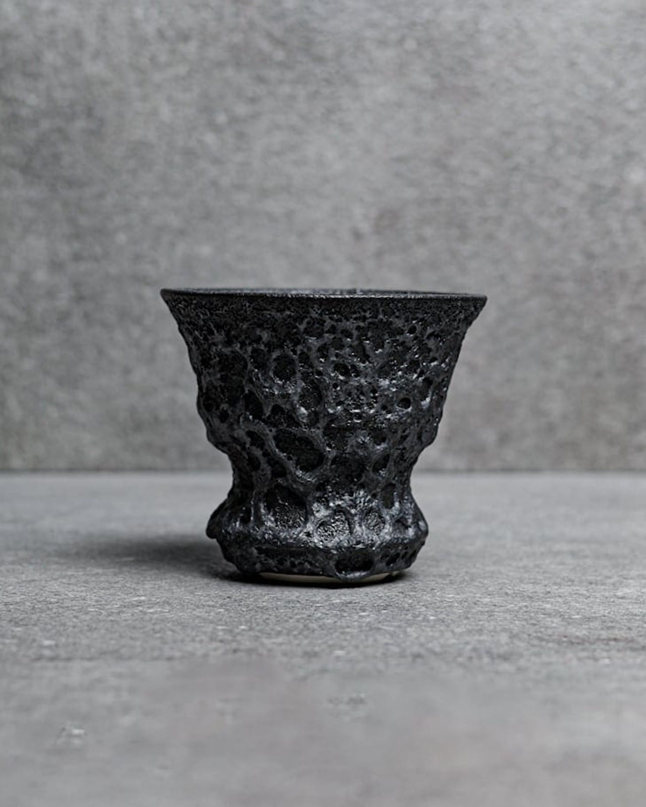 goblet pot -silver apollo- S