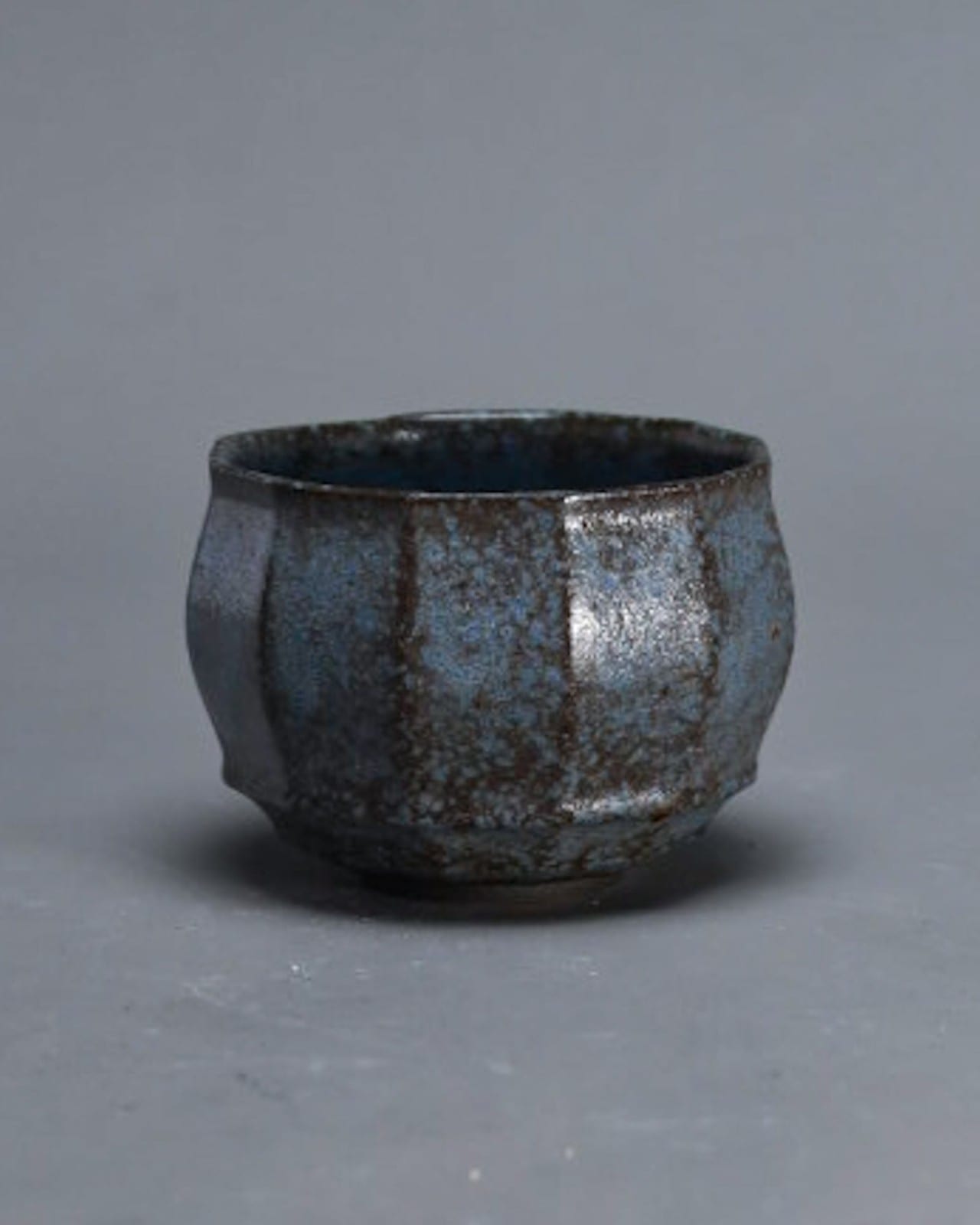 kaleido ぐい呑み -ancient blue-