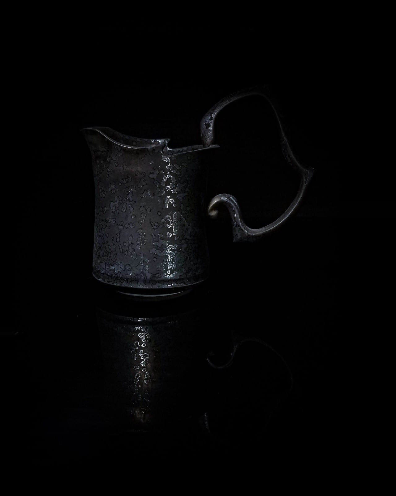 pitcher L -黒煌-