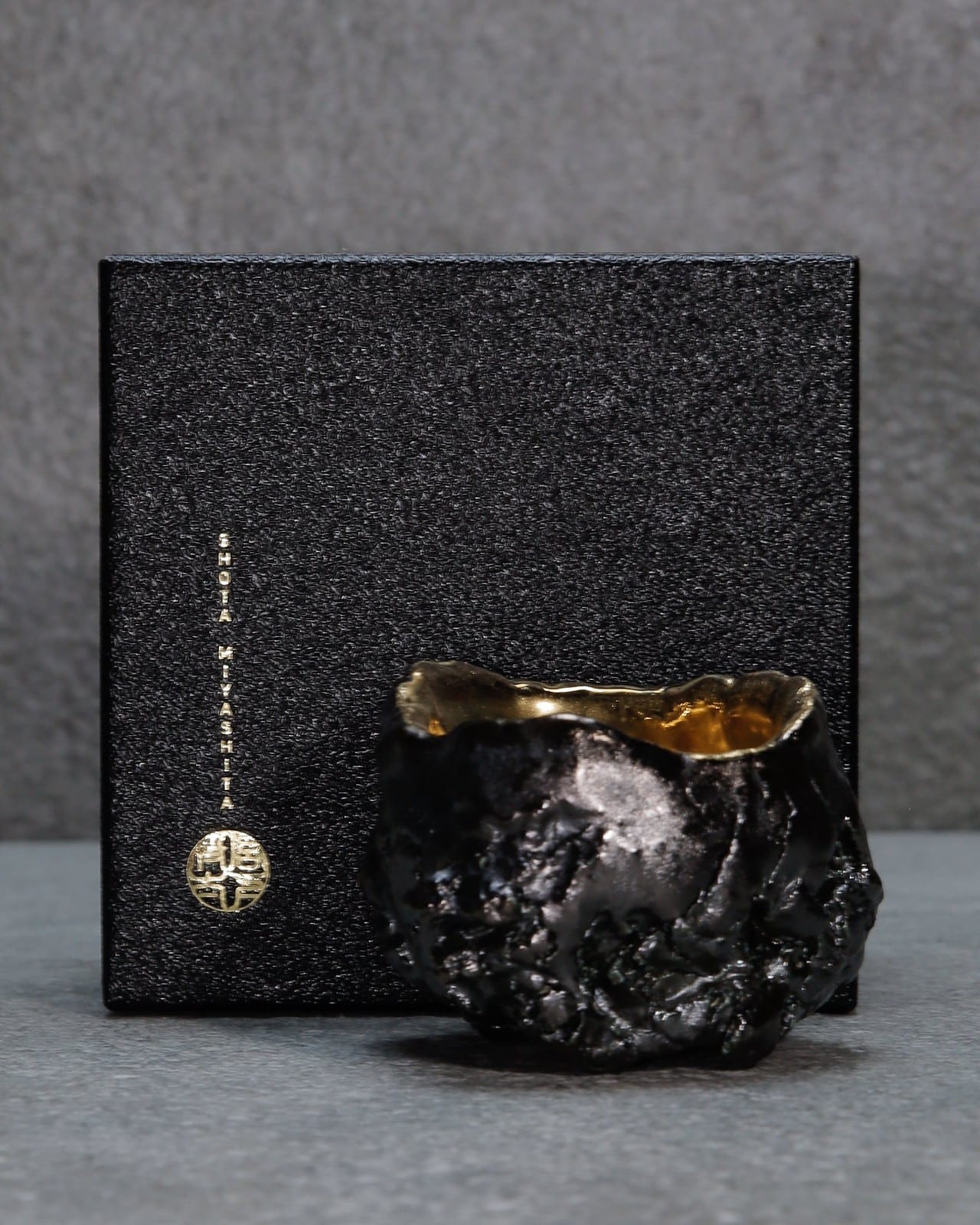 手捻盃 -黒煌- LUXURY BOX SET
