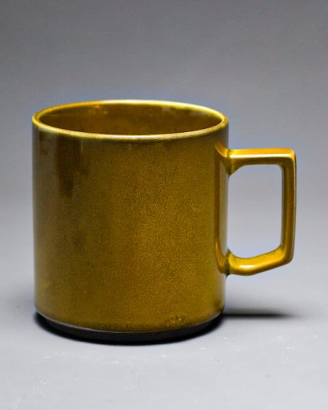 G-E-N stackable mug -syrup yellow-