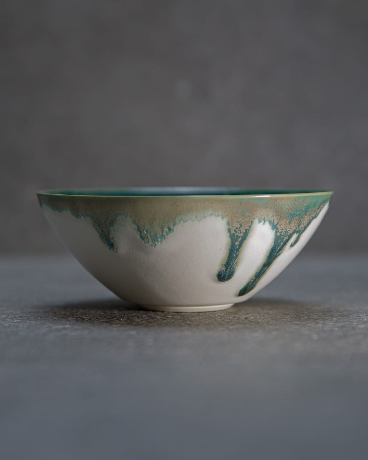 bowl -melty green- M
