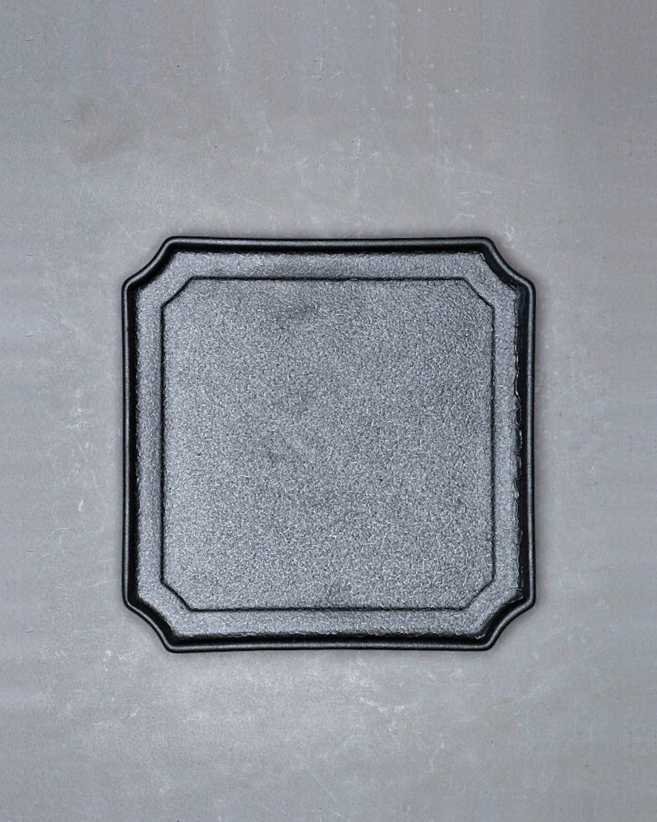 G-E-N sumikiri plate M -kawa-